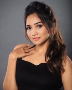 Ashi Singh Instagram - 🖤
.

Style partner: @styling.your.soul
Outfit by:
@labelbyleena
Photographer: @sumitsenphotography
Makeup and hair: @sunny_makeup_artist
Artist reputation management: @greenlight__media
.
#Ashisingh