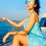 Ashi Singh Instagram - I wanna feel that sea breeze coming out from the waves 🌬🌊 . PC~ @naturepaparazzo #Ashisingh #sea #Yacht #goa #goadiaries