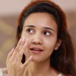 Ashi Singh Instagram – I’ve genuinely never loved my skin more! ❤ Being home from shoots means replenishing the protective barrier of my skin and truly rejuvenating myself from within – be it my diet, my routine or my skin. 

The @dermavive_india Hydra Cleanser and the  @neutriderm_india Moisturzing Lotion with Vitamin E are my two go-to products and I think you can see just how much my skin loves them too 😍

Would you guys want to see a skincare routine vlog on my YouTube channel? Let me know in the comments below! 
.

#neutriderm #dermavive #skincare #cleanser #moisturizing #lotion #glowingskin #skincareaddict #nomakeuplook