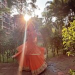 Ashi Singh Instagram - Collaborating with Sun ☀️ 😋 . #AshiSingh #AshiSinghReels