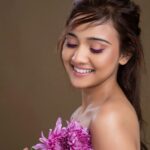 Ashi Singh Instagram - This picture should be on a magazine cover.... What do you think ? Concept, Photography & Styling - Luv Israni @luvisrrani Muse - Flawless Ashi Singh @i_ashisinghh Make up & Hair Styling - Kanika Arora @kanika_arrora Assisted by - Harshita Patel @makeoverby_harshitapatel #tvactress #insragram #instafashion #beautifulsmile #beautyshoot #fashionshoot #headshotphotographer #blackandwhite #photographerofindia #ashisingh #ashisinghfans #ashisinghofficial #luvisraniphotography #luvisrani #conceptshoot #mumbaidiaries #smile LUV ISRANI PHOTOGRAPHY