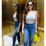Avantika Khatri Instagram - आप सामने हो और हम हद मे रहें, मोहब्बत में कोई इतना भी शरीफ़ नहीं होता ! ❤️🔥 . #KudiAK #AK #homesweethome #humbleabode #loves #hindi #urdupoetry #shayarilover #lovemyself #advocator #of #selflove #avantika #khattri #filmmaker #mumbai #pune #india #bollywoodactress #producer #actress #filmdirector #filmmaker #celebrity #pictures #avantikakhattrilatestpics #avantikakhattri @directors_visions @avantikakhattri Home Sweet Home
