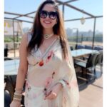 Avantika Khatri Instagram - It’s The Season To Sparkle ! ✨ . #KudiAK #AK #avantika #khattri #filmmaker #mumbai #pune #india #homesweethome #home #love #happynewyear #2023 #bollywoodactress #producer #actress #filmdirector #filmmaker #celebrity #avantikakhattrilatestpics #avantikakhattri @directors_visions @avantikakhattri Home Sweet Home