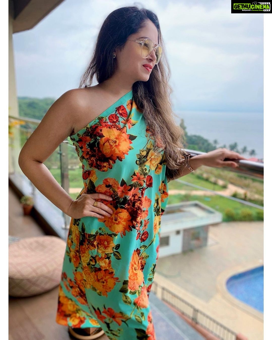 Avantika Khatri Instagram - #latepost Extremely Happy and Hugely Honoured to be awarded as this years “Iconic Producer, Film-Director and Actress at the #PowerfulWomenAwards at #RajBhavan by the Governor of Maharashtra. This ones to all the women out there who are conquering every field with such beauty and grace. Thank you to the Honourable Governor of Maharashtra Shri Bhagat Singh Koshyari ji @bhagatsinghkoshyari and to the entire team of @midday_entertainment for recognising my work and the work of each one of these strong women in their respective fields. . #gratitude #blessed #womensday #2022 #powerfulwomen2022 #womenachievers #award #honoured #india #mumbai #ethnicwear #indianwear #proud #moment #rajbhavan #governor #of #maharashtra #tajpalacemumbai #taj #government #midday #jagran #jagranpublication #avantikakhattrilatestpics #avantikakhattri Raj Bhavan