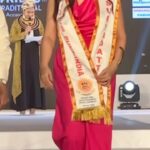 Avantika Khatri Instagram - Being Felicitated ! @suryadatta_group Had the great pleasure to Judge India’s budding fashion designers and upcoming talents @sivassifd Video Credit - @sandesh_navlakha 🤗 . #KudiAK #AK #avantikakhattri #jury #duties #felicitated #suryaduttainstitutes #fashion #technology #institute #suryadutta #advocator #of #selflove #avantika #khattri #filmmaker #mumbai #pune #india #bollywoodactress #producer #bollywood #actress #filmdirector #filmmaker #celebrity #pictures #avantikakhattrilatestpics @avantikakhattri