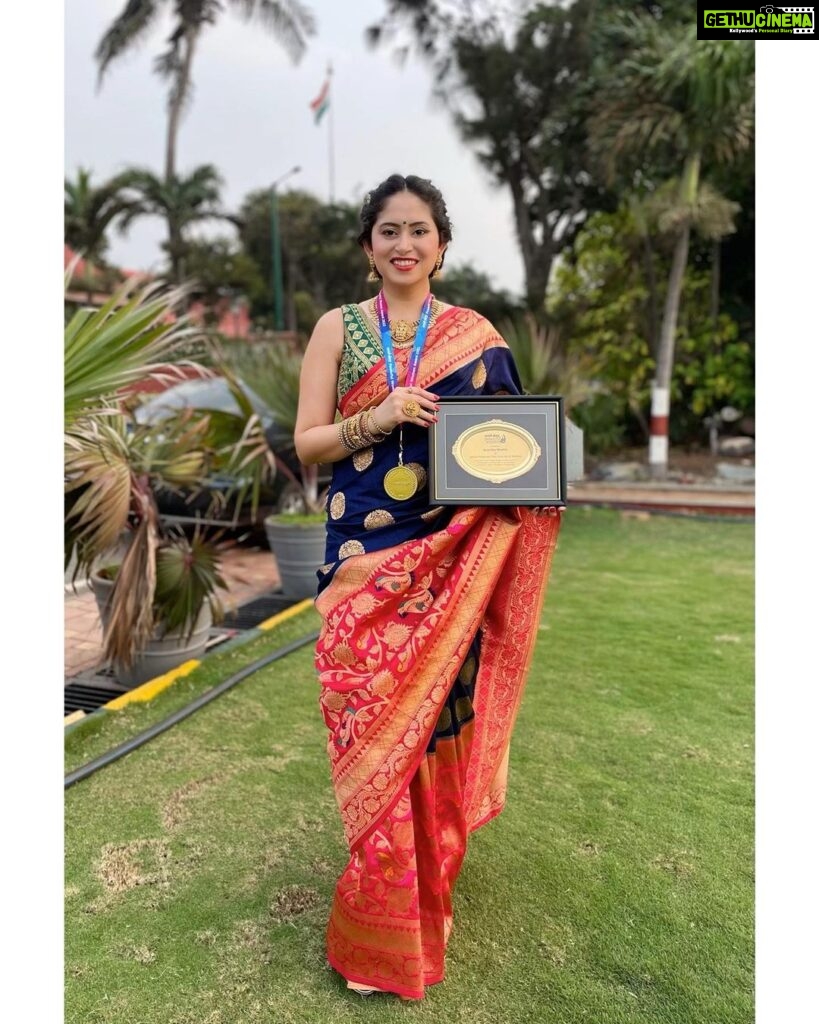 Avantika Khatri Instagram - #latepost Extremely Happy and Hugely Honoured to be awarded as this years “Iconic Producer, Film-Director and Actress at the #PowerfulWomenAwards at #RajBhavan by the Governor of Maharashtra. This ones to all the women out there who are conquering every field with such beauty and grace. Thank you to the Honourable Governor of Maharashtra Shri Bhagat Singh Koshyari ji @bhagatsinghkoshyari and to the entire team of @midday_entertainment for recognising my work and the work of each one of these strong women in their respective fields. . #gratitude #blessed #womensday #2022 #powerfulwomen2022 #honoured #india #mumbai #ethnicwear #indianwear #proud #moment #rajbhavan #governor #of #maharashtra #tajpalacemumbai #taj #government #midday #jagran #jagranpublication #avantikakhattrilatestpics #avantikakhattri Raj Bhavan