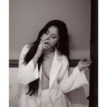 Avantika Khatri Instagram - बदनाम तो बहुत हूँ इस ज़माने मे, तू बता तेरे सुनने मे कौन सा क़िस्सा आया है । ..While I Am Yawning Unbothered and not listening to the brickbats ! 🥱 DISCLAIMER - 🚭 SMOKING IS INJURIOUS TO HEALTH ! Not-Promoting-Cigarette-Consumption-At-All ! Used-Here-Only-For-Story-Depiction ! . #AK #freedom #to #live #AsWeWantTo #theworldismyoyster #beautifulworld #sans #lovers #and #kingdoms #sexy #hot #fire #avantika #khattri #filmmaker #mumbai #pune #india #bollywoodactress #KudiAK #producer #actress #filmdirector #filmmaker #celebrity #pictures #avantikakhattrilatestpics #avantikakhattri @directors_visions @avantikakhattri