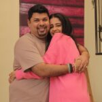 Ayesha Singh Instagram – Its fun while working with such a great creative director @siddhartha_vankar_official who leaves no stone unturned with his hard work and sincerity and I am so happy that I found a great friend in you.  #ghumhaikisikeypyaarmeiin ❤️🥰 @siddhartha_vankar_official