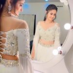 Ayesha Singh Instagram – ❤️ #Guftagu