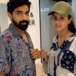 Ayesha Singh Instagram – When two shopaholics are left unattended in the mall 😂😄
.
.
.
.
#siddharthbodkeofficial #ayeshasingh #ghumhaikisikeypyaarmeiin #ghkkpm #actorslife #actor #bts #reelitfeelit #instagood #instagram