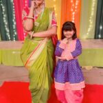 Ayesha Singh Instagram - nazar na lag jaye 🧿 @ayesha.singh19 @aria_sakaria . . . . . . . #ghumhekisikepyaarme #ghumhaikisikeypyaarmeiin #ghkkpm #ghkkpmtodayepisode #ghkkpmfamily #savi #saikisavi #savi #ariasajaria #kids #kidsdressesonline #kidsofinstagram #instakids #kidsofinstagram #instakids #kidsinfluencer