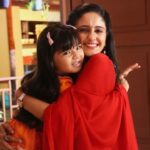 Ayesha Singh Instagram - Mere ghar aai ek nanni pari ❤️…. #SAVI the little bundle of joy has arrived to brighten our lives and to heal my soul🥰. My Adorable Darling daughter you are the anchor who has kept me going !!🥰 PS:- Welcome @aria_sakaria to Ghum Hain kisike Pyaar Main..Wish you a beautiful journey ahead!! 😘🥰🥳🙏🏻You are cuteness in abundance ☺️