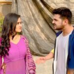 Ayesha Singh Instagram - 2 Cartoons 🤣🤣 Our first reel @ayesha.singh19 🤣🤣🤣🤣 VC :- @sandeepm_kumar Slap courtesy :- @iamyogendravikramsingh 🤣
