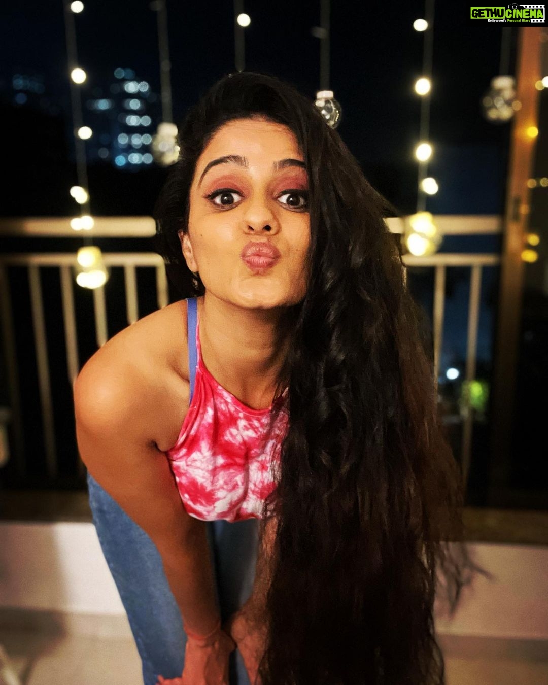 Ayesha Singh Instagram - 😘mmmmuuuaaaahhhhh #spreadlove #spreadpositivity #positivevibes #beautifulmorning