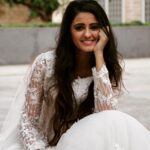 Ayesha Singh Instagram - Throwback to the pretty white dress❤️