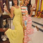 Ayesha Singh Instagram – 🌼🌻