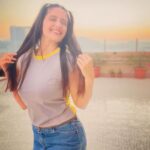 Ayesha Singh Instagram - 🌻