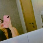Benafsha Soonawalla Instagram - Clearly mirror pictures are my thing now