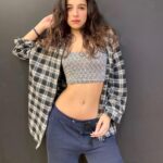 Benafsha Soonawalla Instagram - Suck yo cheeks in, look intimidating, that is your model face 💁🏻‍♀️🥰