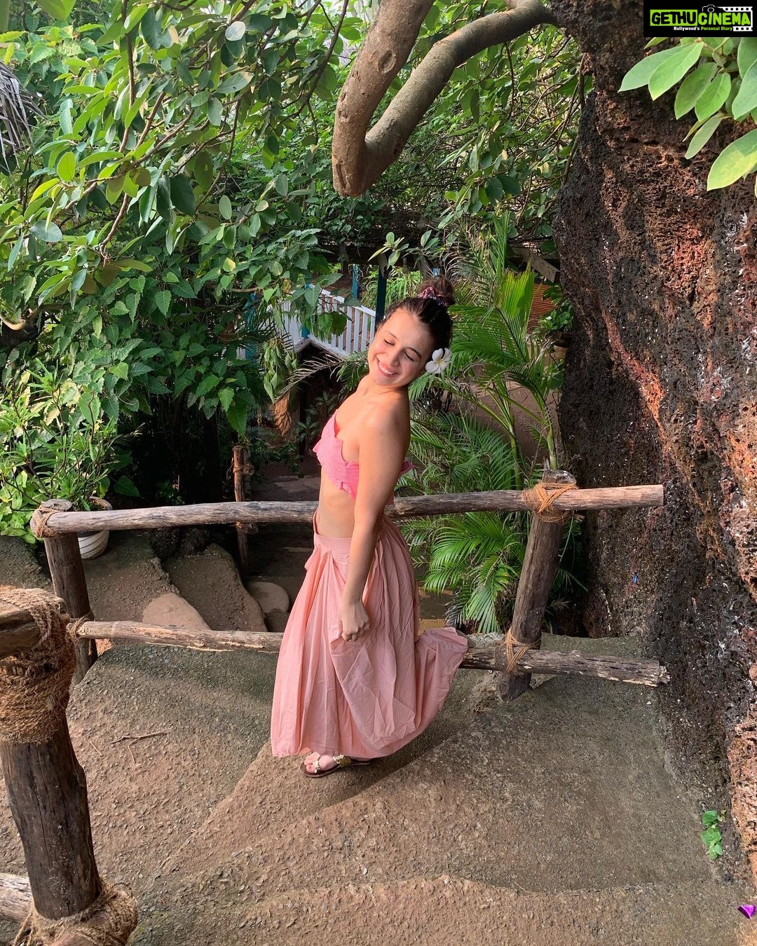 Benafsha Soonawalla Instagram - Hello hello 🌸 The Cape Goa