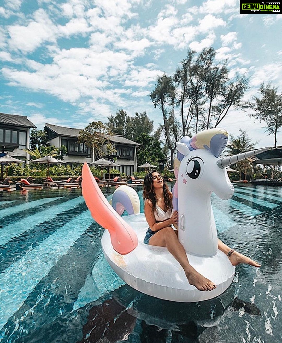 Benafsha Soonawalla Instagram - When again?🥀 Baba Beach Club Hua Hin by Sri panwa