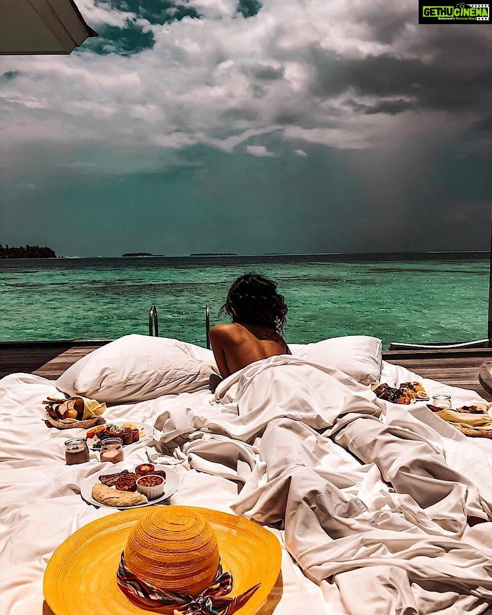 Benafsha Soonawalla Instagram - paradise looks like this?🍓