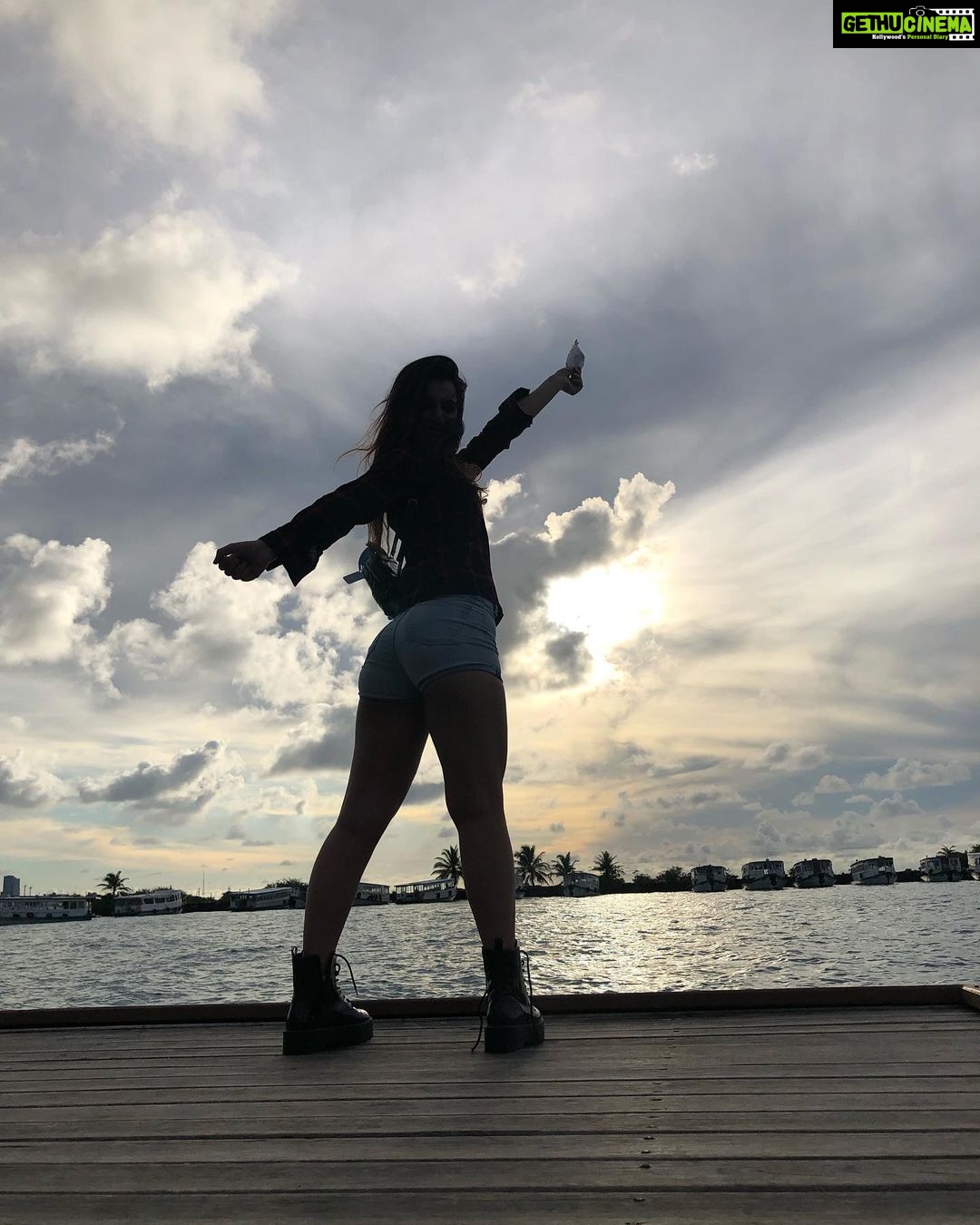 Benafsha Soonawalla Instagram - Maldives
