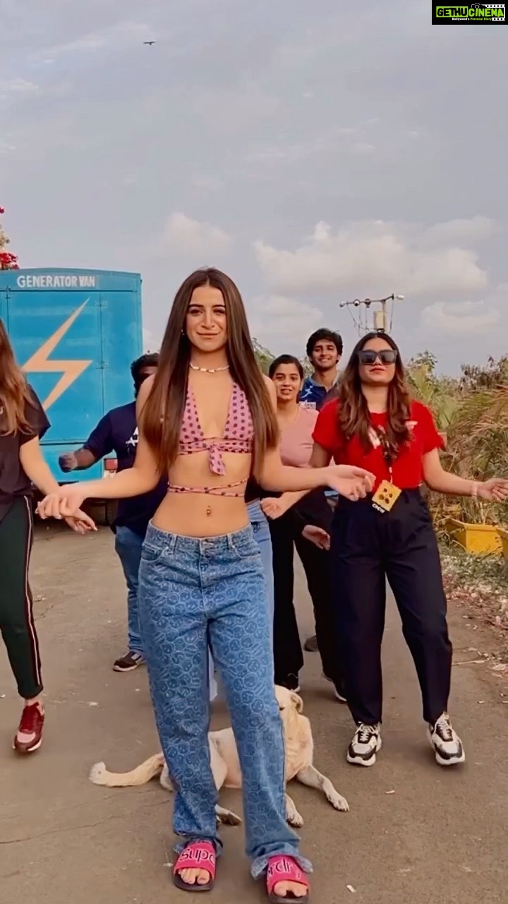 Benafsha Soonawalla Instagram - A team 🌸