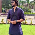 Bhuvan Bam Instagram - Blue suits me? 💙🙂