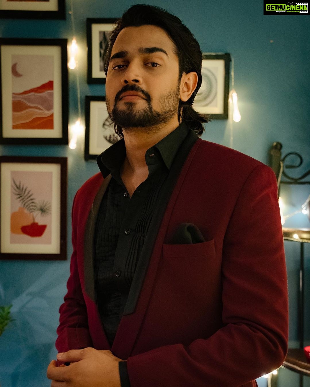 Bhuvan Bam Instagram - Date ready 🖤🌹💀
