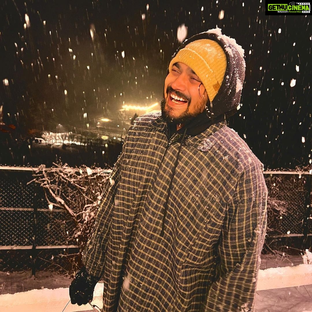 Bhuvan Bam - 1.7 Million Likes - 😊