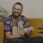 Bhuvan Bam Instagram - Aaj se shuru #IPLonJioCinema 😍kiske naam ka jashn mana rahe ho? #ad