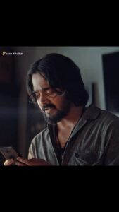 Bhuvan Bam Instagram - Yeh kiska dost hai?? 😂😂 . Taaza Khabar is streaming on @disneyplushotstar WATCH NOW! @prathameshparab @shriya.pilgaonkar