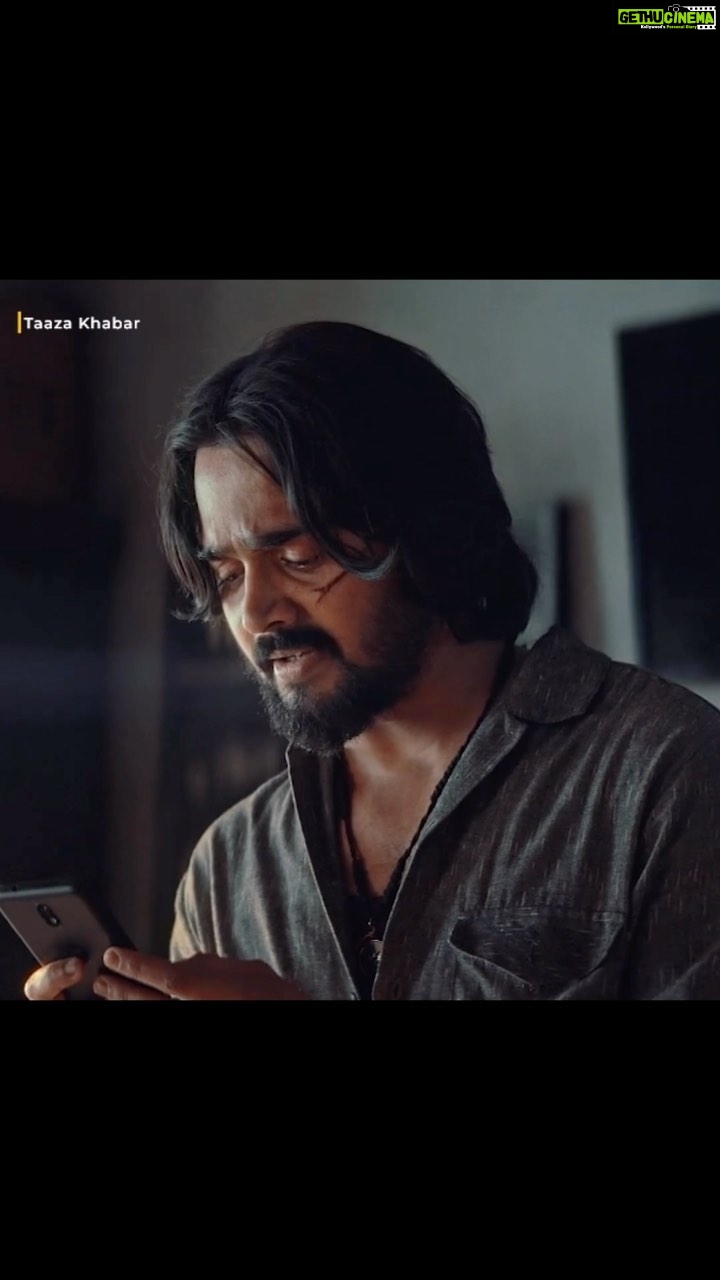 Bhuvan Bam - 1.7 Million Likes - Yeh kiska dost hai?? 😂😂
.
Taaza Khabar is streaming on @disneyplushotstar WATCH NOW!
@prathameshparab @shriya.pilgaonkar
