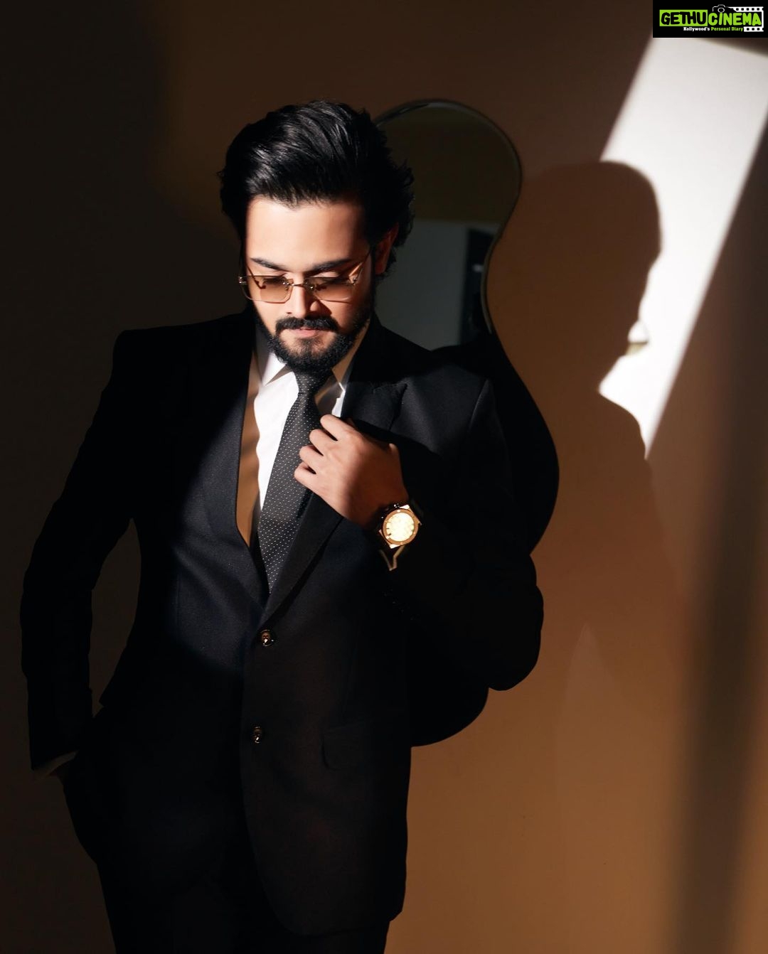 Bhuvan Bam - 2.5 Million Likes - Bada Bing! 😏