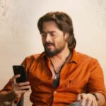 Bhuvan Bam Instagram – Game badal dega yeh vardaan, bas 6th January ka hai intezaar! 

#HotstarSpecials #TaazaKhabar mein – all episodes streaming from Jan 6th, only on @disneyplushotstar 

#TaazaKhabarOnHotstar #BhuvanBamOnHotstar 

@shriya.pilgaonkar @prathameshparab @devenbhojani.official @nitspits @atishanaik #JDChekravarthy @shilpashukla555 

@rohitonweb @arvin.bhandari @himank.gaur @abbasdalal @hussain.dalal @remydalai @_greenshit_ @shivangiishrivastav @omkartamhan @musicalsaurabh @jarvisintune @payalbhatiamua @paritoshrsoni @tariqueumarkhan