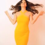 Chetna Pande Instagram - April love #stylewithchetna @hipiofficialapp