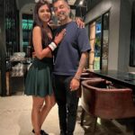 Dalljiet Kaur Instagram – What an amazingly perfect gastronomical experience for our first official date as Mr & Mrs Patel here in Bangkok, Thailand 🇹🇭. Chef Andrew Martin & his team at the Michelin Star ⭐️ rated 80/20 restaurant created a 3 hour tasting menu that took our taste buds on a tour of the county! Thank you Hubby! 

Chef: @adhmartin 
Restaurant: @8020bkk
#dalniktake2