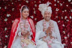 Dalljiet Kaur Instagram - Mr and Mrs Patel 🧿 

.
.
#dalniktake2
