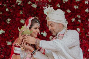 Dalljiet Kaur Instagram - Mr and Mrs Patel 🧿 

.
.
#dalniktake2