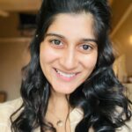 Deeksha Joshi Instagram – I have started having conversations with myself, just to keep a check on my feelings. How am I feeling today? What is that stuck energy? Where’s it stemming from? Asking questions and being honest with yourself is one of the best techniques of connection with the self! Relationship building starts with the self and even though it’s an exhausting process, with regular kindness and nurturing towards our tender souls we can overcome every darkness! 

Life is indeed beautiful,
Suffering and Joy are inevitable 🌸
But we can always always choose to be happy!! 

Love ,
Deeksha