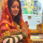 Deepika Singh Instagram - Today morning darshan at Shakti peeth of Shri Tripura Sundari Temple. Prayers for the well being of each one of us 🙏🏻. First time I visited Banswara and I’m hoping to visit here again and again because of its mystical ancient temples, Triveni sangam , Shakti peeths , kalpavriksha, mystic locations and their beautiful old stories . #banswara #eventdiaries #templevisit #morningvibes #deepikasingh Tripura Sundri Temple ,Talwara ,Banswara त्रिपुरा सुन्दरी मंदिर
