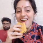 Deepika Singh Instagram – All I want for Christmas is…food 🤪😋😋👻🤣
.
#yummyinmytummy 
#breadpakora #cutlets #brusselsprouts #pomegranate #christmasvibes #familytime #deepikasingh