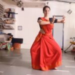 Deepika Singh Instagram – I know I am not there yet but I’m glad for whatever I have attained so far. 
.
.
#batu #nritya #odissi #choreography #padmavibhushan #gurukelucharanmohapatra #practisemakesperfect #classicaldance #actor #dancer #deepikasingh