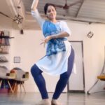 Deepika Singh Instagram – This is how I’m working each day to be a better version of myself. 
.
.
#classicaldance #sadhna #odissi #selfaffirmations #deepikasingh