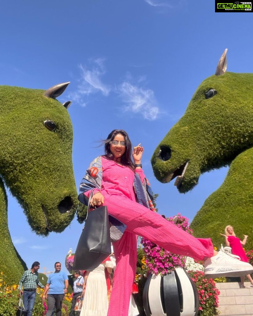 Deepika Singh Instagram - In love with the beauty of Dubai Miracle Garden. If you ever find yourself in Dubai, make sure to visit the Miracle Garden - a true wonderland that will leave you mesmerised. . . #outfit @enzo_fashion_forever #Dubai #MiracleGarden #TravelTips #nofilter #purebeauty #deepikasingh
