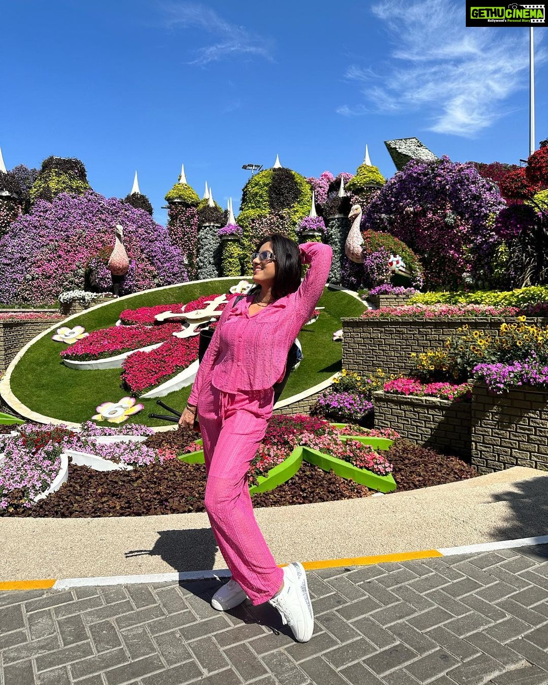 Deepika Singh Instagram - In love with the beauty of Dubai Miracle Garden. If you ever find yourself in Dubai, make sure to visit the Miracle Garden - a true wonderland that will leave you mesmerised. . . #outfit @enzo_fashion_forever #Dubai #MiracleGarden #TravelTips #nofilter #purebeauty #deepikasingh