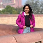Deepika Singh Instagram – Hello! Lucknow ✨
I’m at this famous spot by the river, enjoying the cold chills and bright day here!!!

#piccredit @raajesh.shandilya 
#lucknow #eventdiaries #winter #deepikasingh Gomti River Front