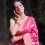 Deepika Singh Instagram - For my love @rohitraj.goyal ❤️. . . #video @anamika.aashi11 #karwachauth #festival #fasting #mehendi #reels #trending #deepikasingh