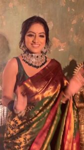 Deepika Singh Instagram - Muskurate raho ❤️😊. . . #styling & #makeup by @nehaadhvikmahajan ❤️😘 #smile😊 #saree #deepikasingh